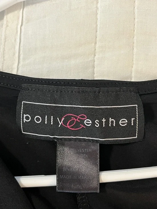 Polly & Esther Black V-Neck Tie-Front Crop Blouse - Picture 3 of 3